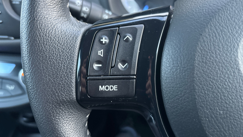 Toyota Yaris 1.5 Hybrid Icon 5dr CVT Hybrid Hatchback